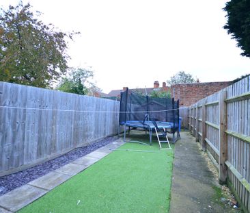 2 bedroom property to rent - Photo 4