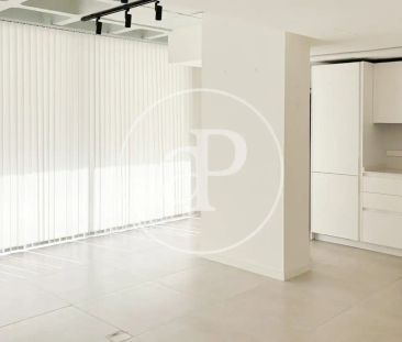 Piso de alquiler en Carrer de Robert Graves, El Terreno - Photo 6