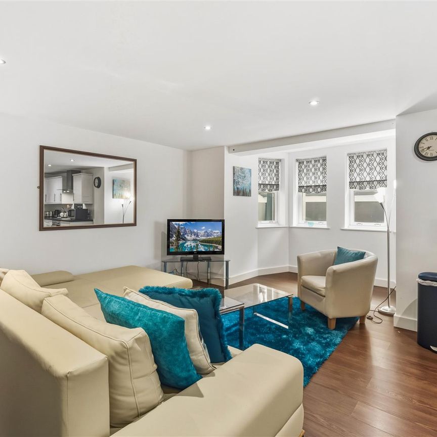 Elliot Street, The Hoe, Plymouth - Photo 1