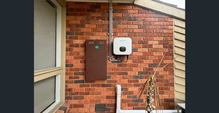 Solar Powered Family Home in a quiet location - Photo 3