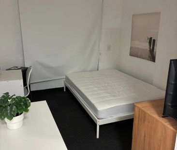 Furnished Studio in the Heart of the CBD - Photo 2