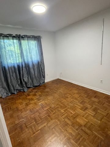 For Lease - 24 Sylvia Street Unit# Front Unit, Barrie, Ontario - Photo 4