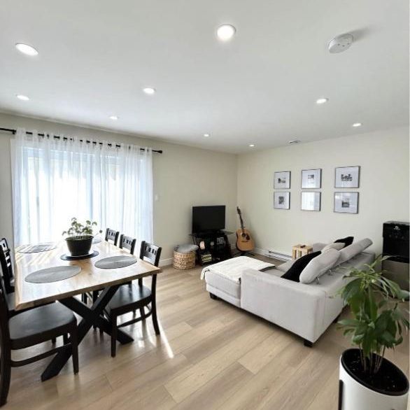 Logement 4 1/2 à louer Sainte-Thérèse - Photo 1