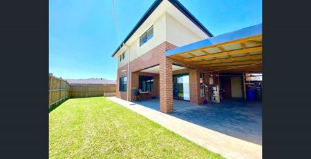 Charming Family Home in Lyndhurst Awaits! - Photo 3