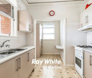 “Great family in the best location” - Photo 2