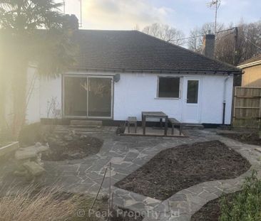 Warren Chase, Thundersley Council Tax C, EPC-D - Photo 1