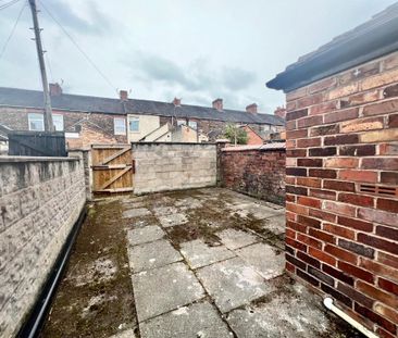 4 bedroom terraced house to rent - Photo 6