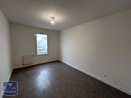 Location Appartement 4 pièces 110m² ST GEORGES DE DIDONNE 17110 - Photo 3