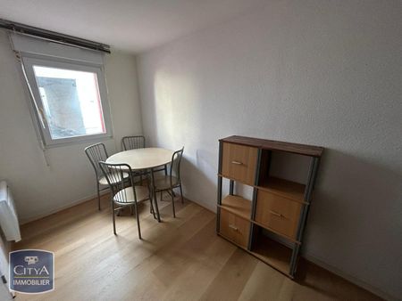 Location Appartement 1 pièce 21m² LAVAL 53000 - Photo 2