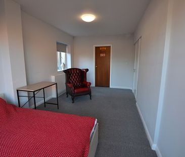 Double En Suite Rooms Available Now - Photo 2