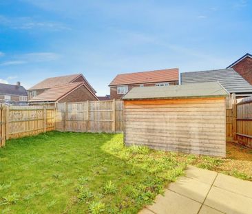 3 bedroom semi-detached house to rent - Photo 2