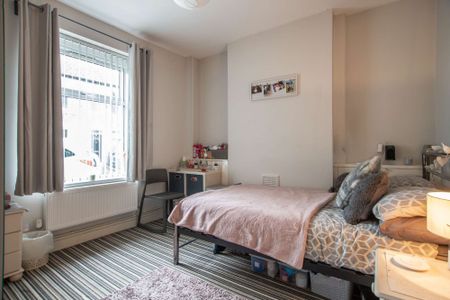 One of our 'premium' collection - the finest Cardiff has to offer. - Photo 5