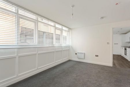 1 bedroom apartment to rent - Photo 2