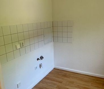 Altersfreundlich mit Aufzug! 1-Zimmer-Wohnung mit Balkon im EG - Photo 3