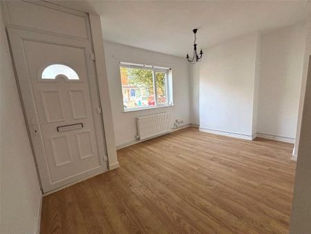 2 bedroom terraced house to rent - Photo 2