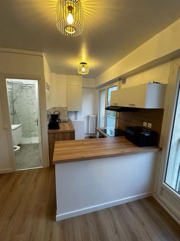 Location Appartement 1 pièce 25m² COURBEVOIE 92400 - Photo 5