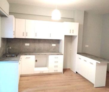 Ενοικίαση κατοικίας, 52 τ.μ., Αθήνα, 650 € - Φωτογραφία 1