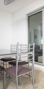 Location Appartement 1 pièce 19m² STE CLOTILDE 97490 - Photo 3