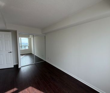 For Lease - 8 Hillcrest Avenue Unit# 1718, Toronto, Ontario - Photo 1