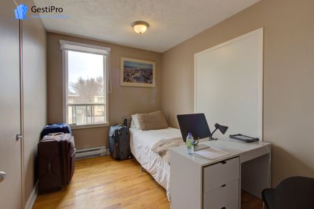 336 Colombière Est - Photo 2