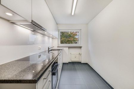Stylish living in Allschwil - Photo 3