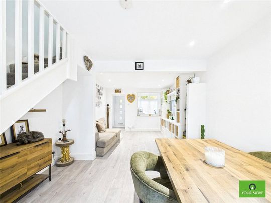 2 bedroom terraced house to rent - Photo 1