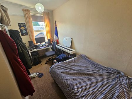 6 Bed - 65 Richmond Avenue, Hyde Park, Leeds - LS6 1DB - Student - Photo 5