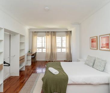 Calle de Sor Ángela de la Cruz, Madrid, Community of Madrid 28020 - Photo 5