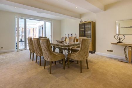 9 bedroom detached house to rent - Photo 4