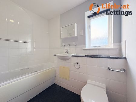 Edward Vinson Drive, Faversham - Photo 5