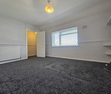 Wooton Grove, Birmingham - Photo 3