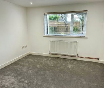 Longstone Hill, Carbis Bay, St. Ives, Cornwall, TR26 - Photo 1