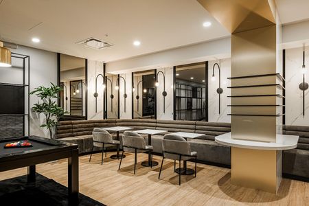 3405 Boul. Le Carrefour, Laval, QC - Photo 4