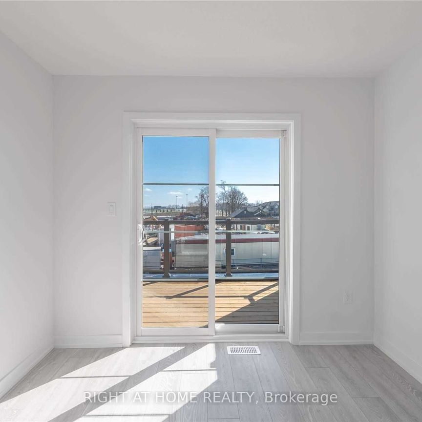 For Lease - 205 West Oak Terrace Unit# 197, Kitchener, Ontario - Photo 1