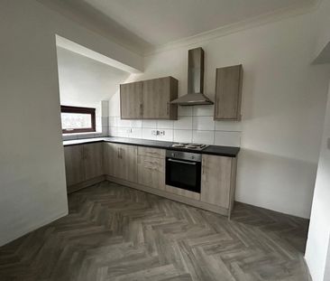 Trinity Road, Llanelli, Carmarthenshire, SA15 2AD - Photo 5