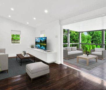 Impressive Family Residence in Prime Location - Photo 1