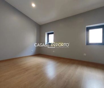 Apartment T1 in Mafamude e Vilar do Paraíso, Vila Nova de Gaia - Photo 2