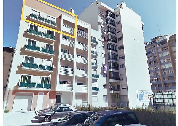 Apartamento T3 em Lisboa
