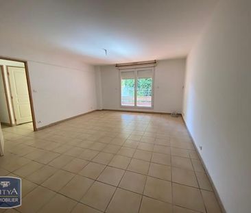 Location Appartement 2 pièces 51m² LE TAMPON 97430 - Photo 2