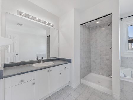 For Lease - 43 Cathmar Drive, Markham, Ontario - Photo 3