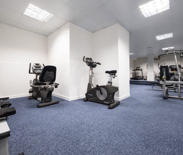 Studio Flat, Broadgate, CV1 - Photo 6