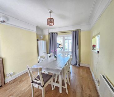 4 bedroom property to rent - Photo 2