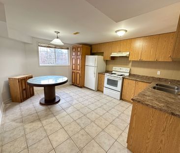 For Lease - 124 Meandering Trail, Toronto, Ontario - Photo 4