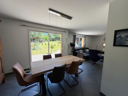 Location Maison 5 pièces 136m² BONS EN CHABLAIS 74890 - Photo 2