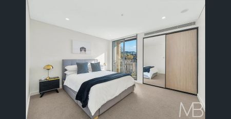 LUXURY & COZY TOWNHOUSE LIVING IN A HIDDEN GEM - Photo 3