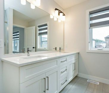 For Lease - 3025 Doyle Drive Unit# 22, London South, Ontario - Photo 3