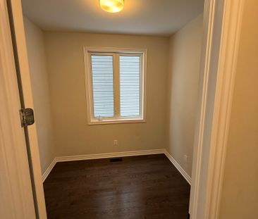 For Lease - 91 Main Halyard Lane, Barrhaven, Ontario - Photo 4