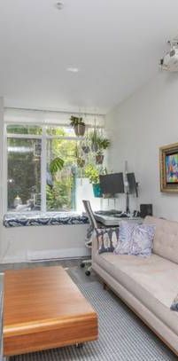 Furnished 1BR in Kits w/ Gated Patio - Photo 1