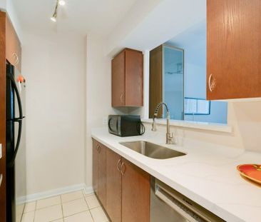 For Lease - 18 Beverley Street Unit# 327, Toronto, Ontario - Photo 5