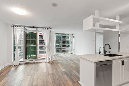 For Lease - 81 Navy Wharf Court Unit# 1006, Toronto, Ontario - Photo 5
